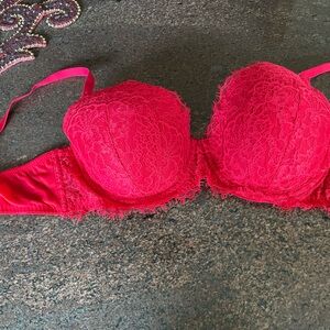 Victoria’s Secret bra. Never worn. 36D.